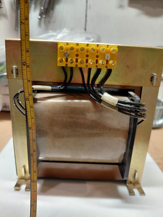 Transformator 380V-62V