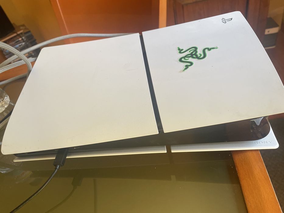 PS5 1TB C/Comando e Headsets