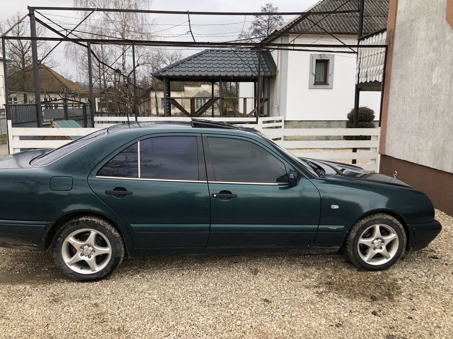 Мерседес 210   Автомат, 2.2 дизель простий