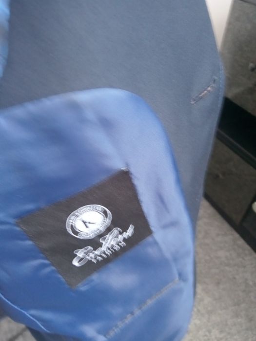 Elegancki garnitur na studniówkę lub inne okazje,ciemny granat