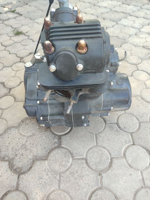 Двигун на Lifan 175-200 в чудовому стані
