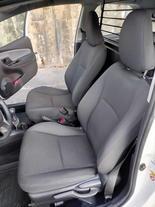 Toyota Yaris 1.4 D4D 90 CV Deduz IVA 11/2018