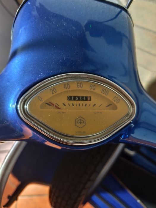 Vespa 150 sprint