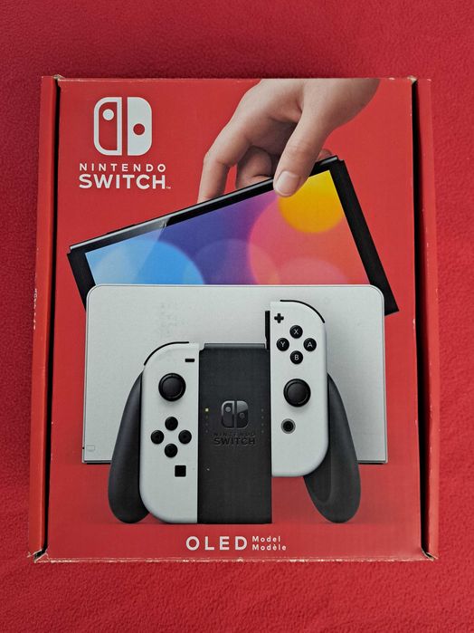 Nintendo Switch OLED (Como Nova) + Zelda Tears of the Kingdom + 4 Comandos