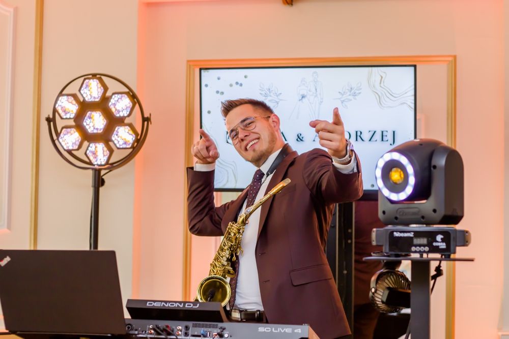 DJ | Wodzirej | Saksofonista na wesele – Show z klasą i humorem!