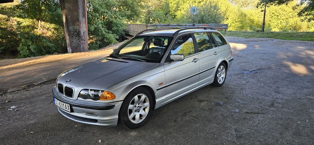 Bmw E46 Touring 2.2 r6 170 km lpg Automat Skóry Hak Klima Niski przebieg zadbana