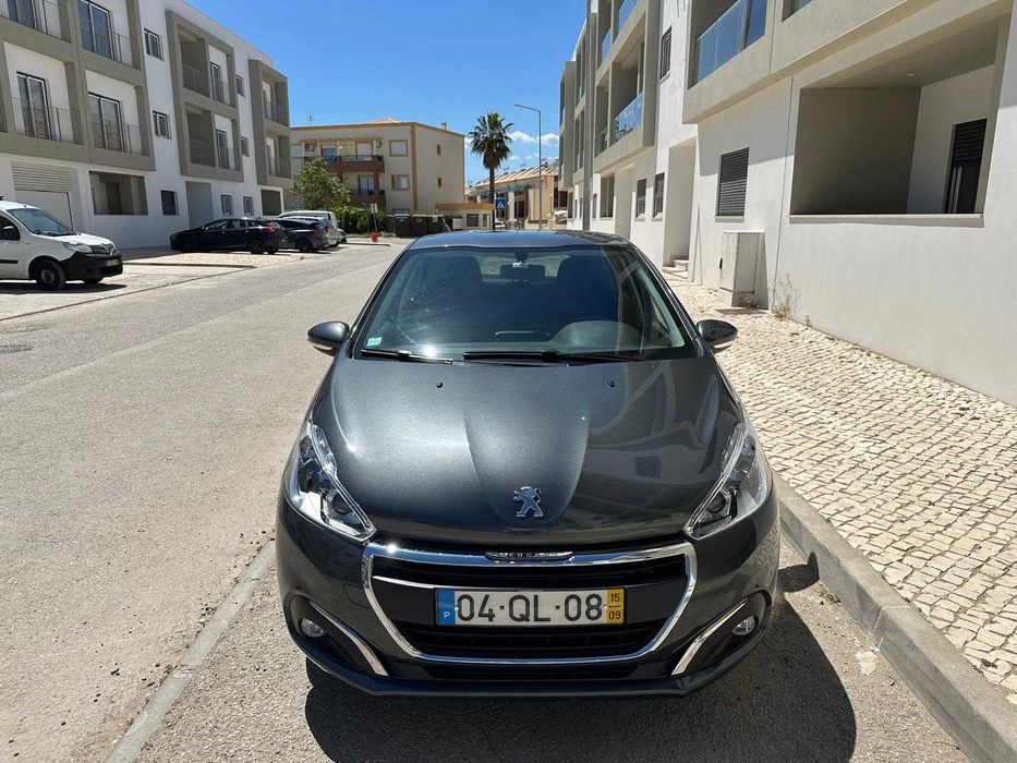PEUGEOT 208 1.2 PureTech — APENAS 17.972 KM