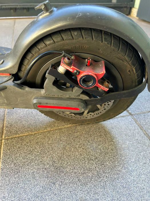 Xiaomi Mi Electric Scooter Pro 2 – Pneus 10" + Travão Hidráulico + Bateria nova + Controladora nova
