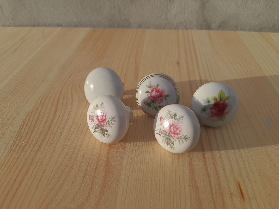 Ceramic Knobs446796835775457280