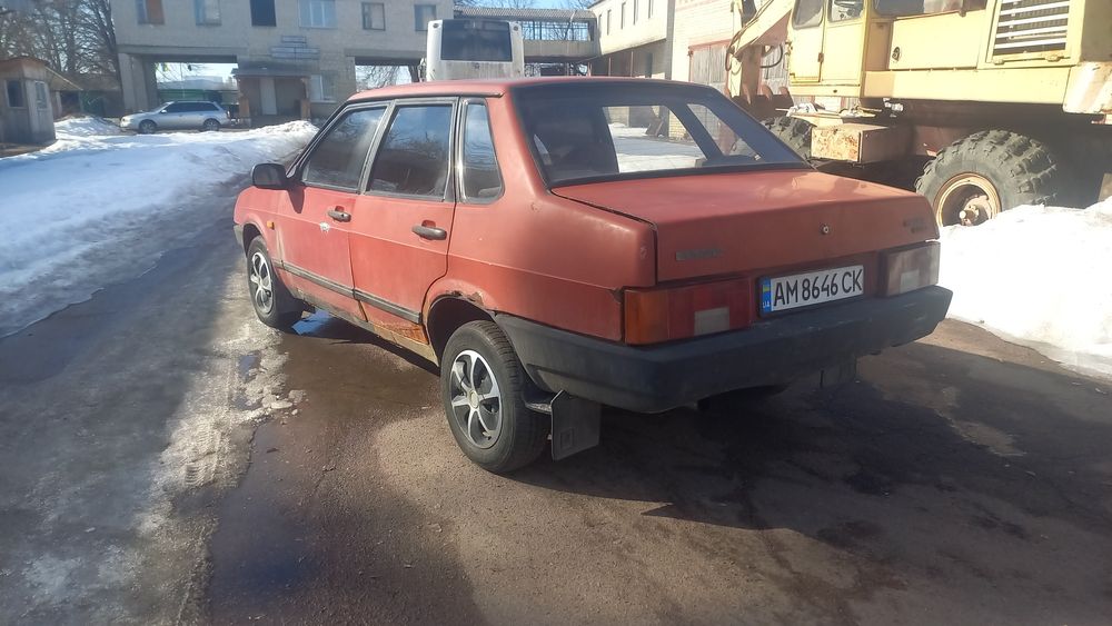 Продам ваз 21099