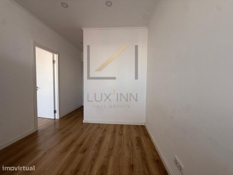 Apartamento T1 Recuperado Paço De Arcos Oeiras