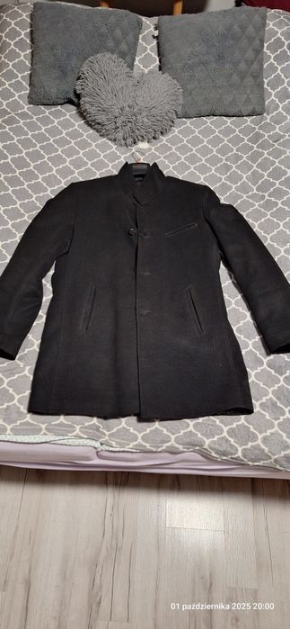 Sprzedam płaszcz męski