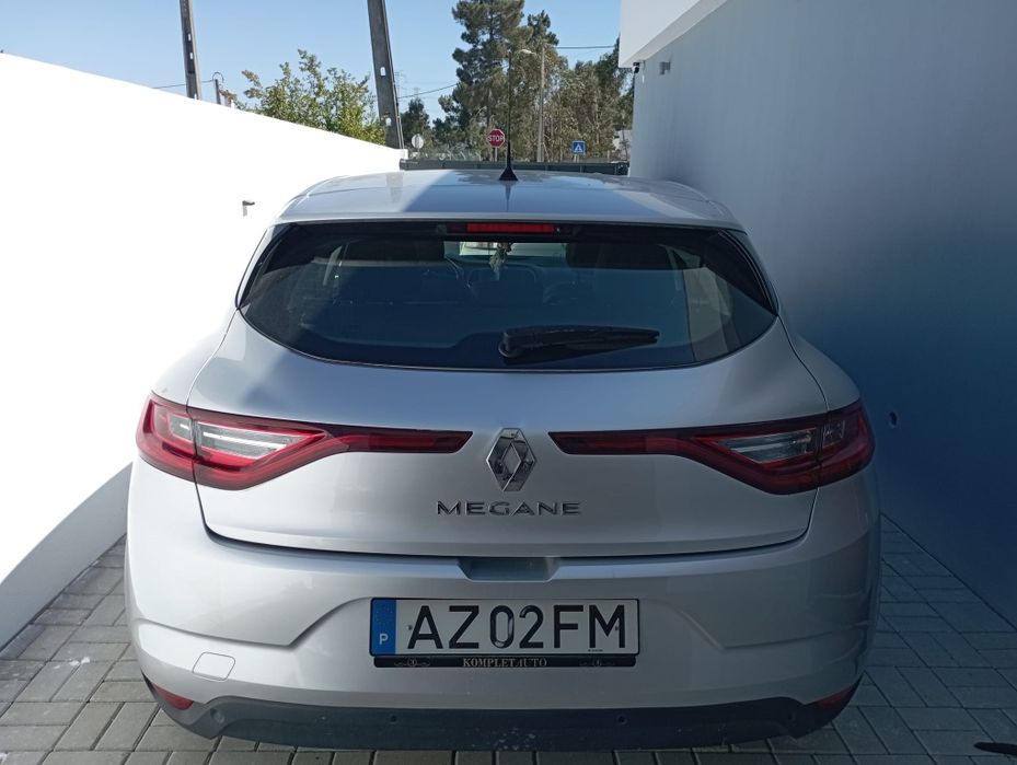Renault Megane IV 1, 5DCI Caixa Automática 16000 — photo 3
