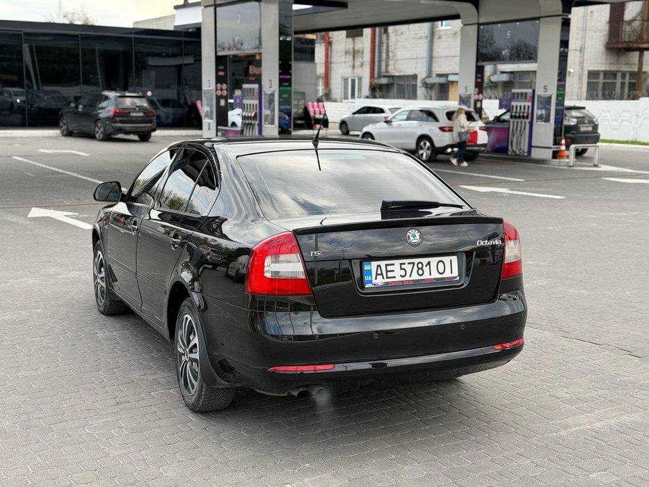 Продам Skoda Octavia A5 1.8 механика