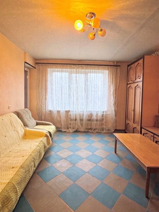 Продам 2-кімнатну квартиру район Сільпо