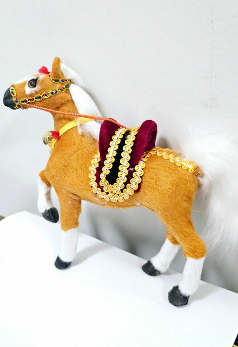 Ozdobna figurka konia