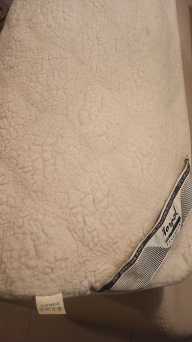 Koc wełniany, 100% . Wełna. Polski producent. Torpol
Stan idealny. 
Ba