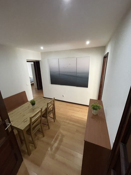 Alugo Quarto a estudantes