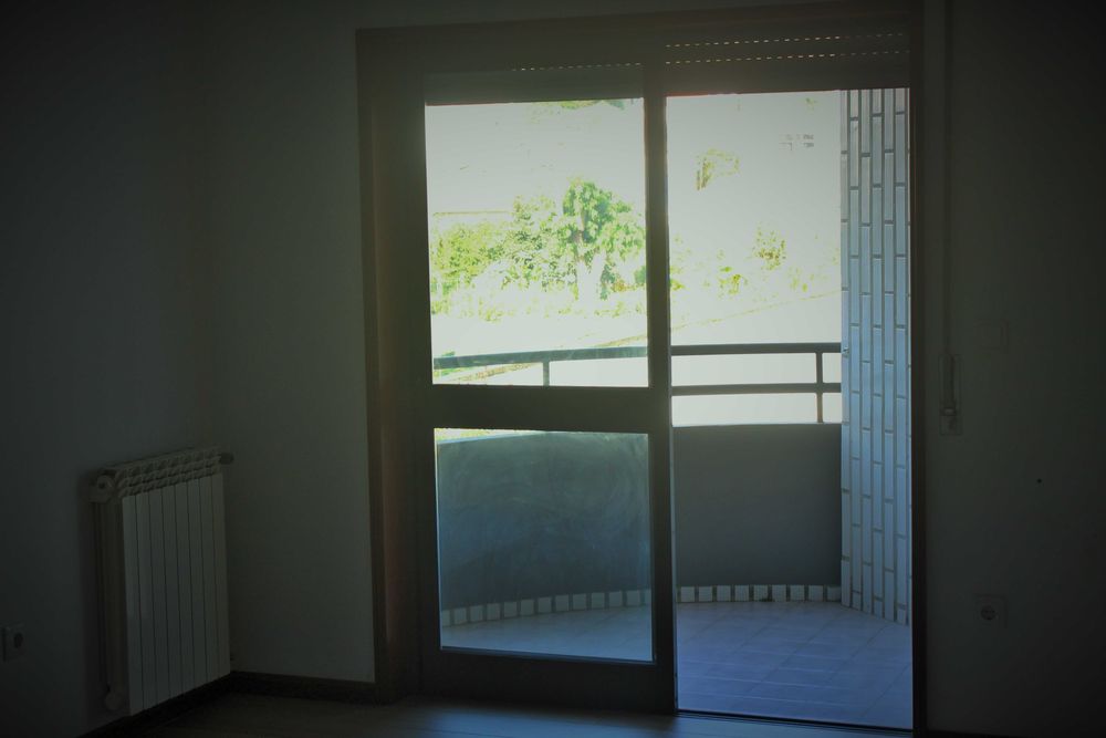 Arrenda-se T3 no centro de Famalicão em Condomínio Fechado com garagem