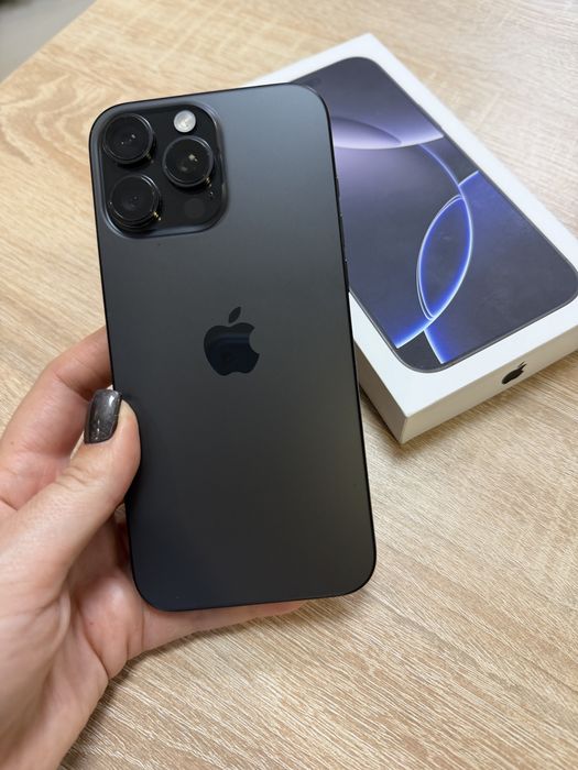 Продам Iphone 16 Pro Max/512 Гб