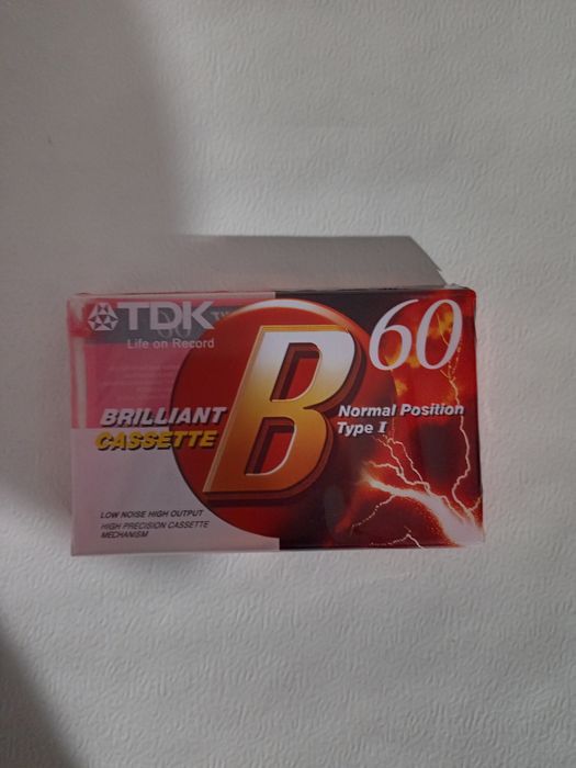 Новые кассеты с записью