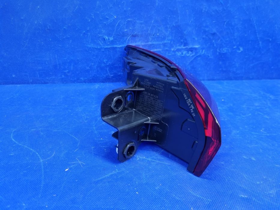 PRAWA tylna Lampa AUDI A6 85E E-tron prawa KOMPLETNA LED Nowa Oryginał | 85E945092A |