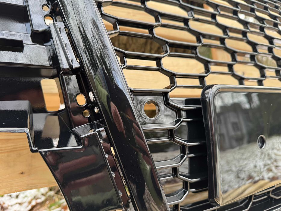 Grill Atrapa Audi Q5 8R 08-12 styl RSQ5 ALL BLACK