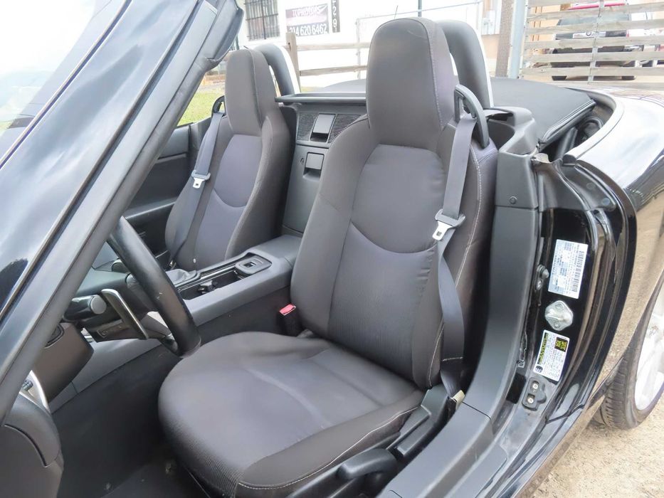 Mazda MX-5      2013