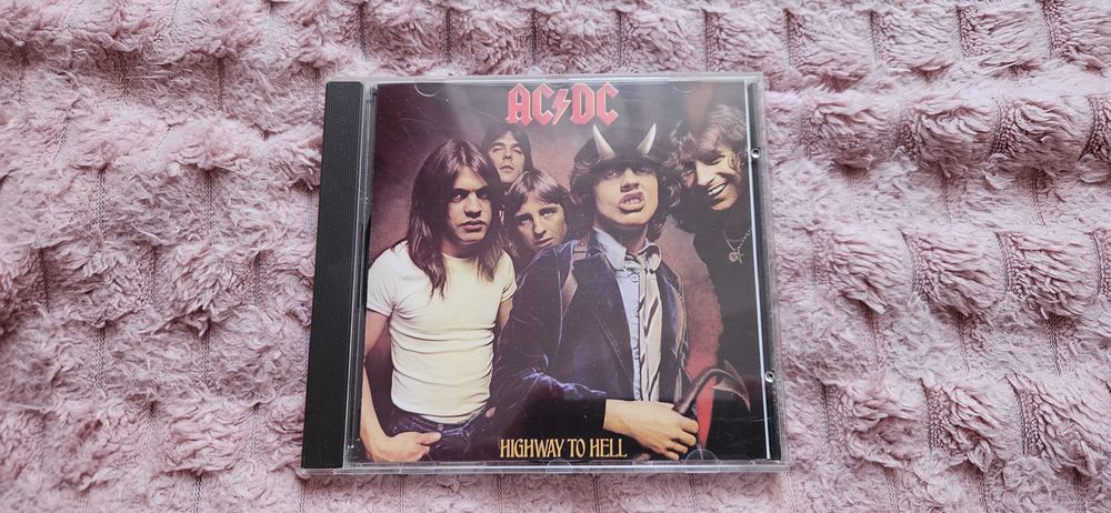 AC/DC - Highway to Hell