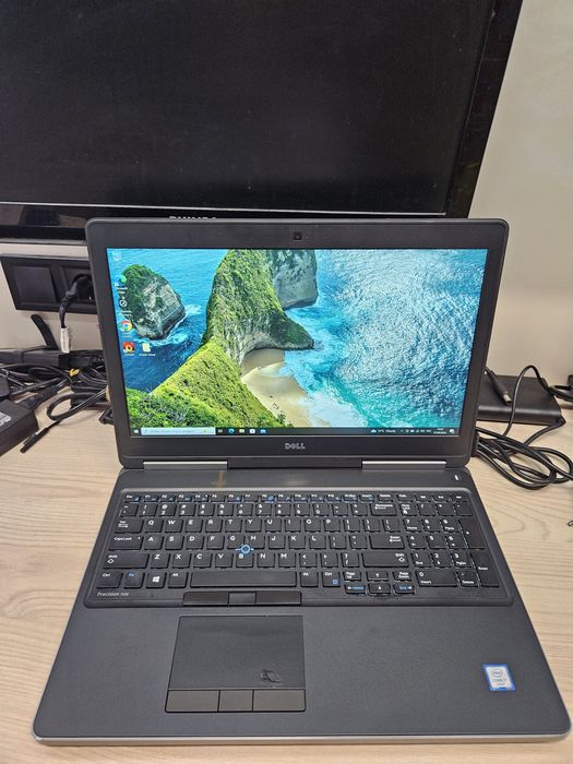 Игровой Dell Precision 7520 i7-6820HQ/16Gb/256Gb/Nvidia M2200 4Gb/15.6" IPS