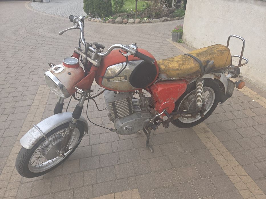 Mz ts-250 z dokumentami