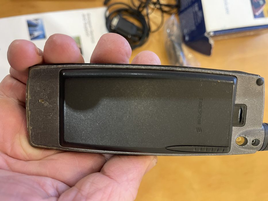 Смартфон SONY ERICSSON R380s