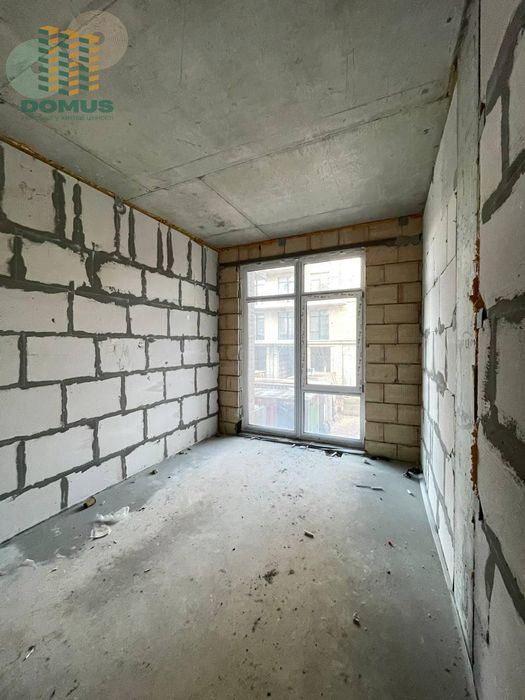 Продам 2-х комн ЖК Пространство на Дачной, Фонтан! 2 балкона!