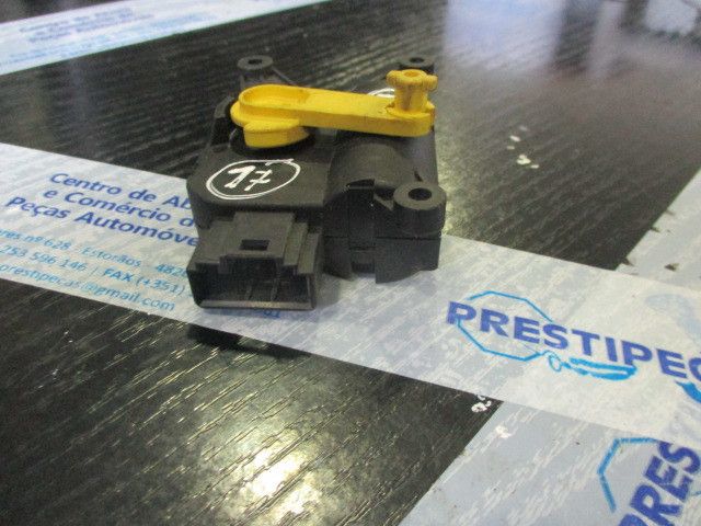 Motor da comporta da sofagem AUDI A4 Cabriolet (8HE, B7)