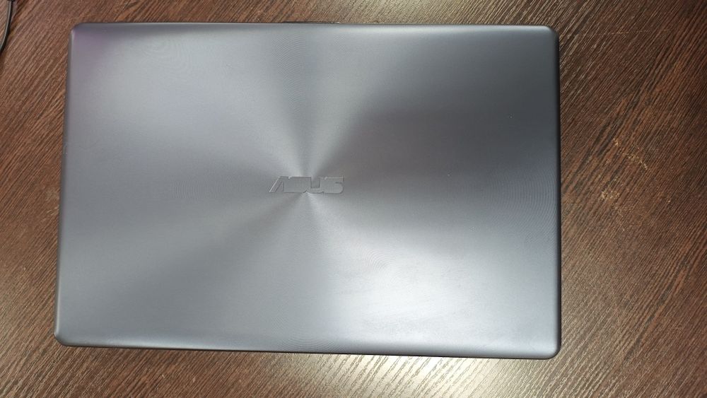 Ноутбук ASUS X542UF