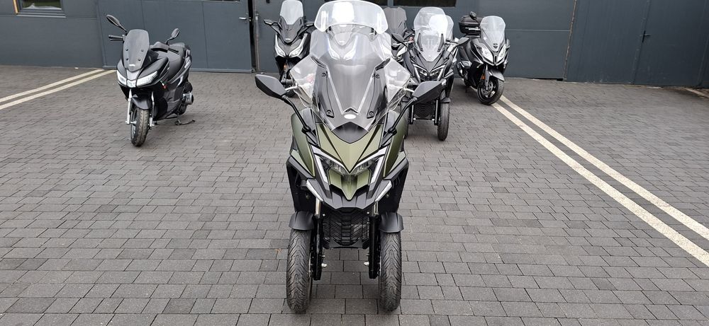 Kymco cv3  L5e Nie piaggi mp3 tricity