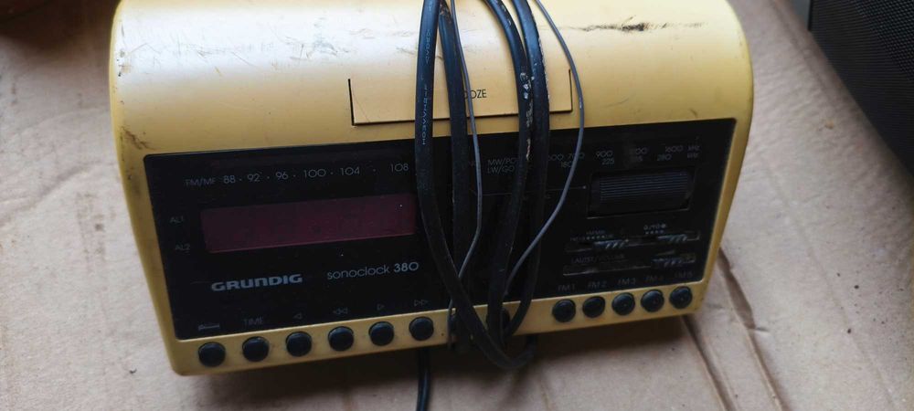 Радіоприймач grundig boy 51 Sonoclock 380 Mark HFC-2000