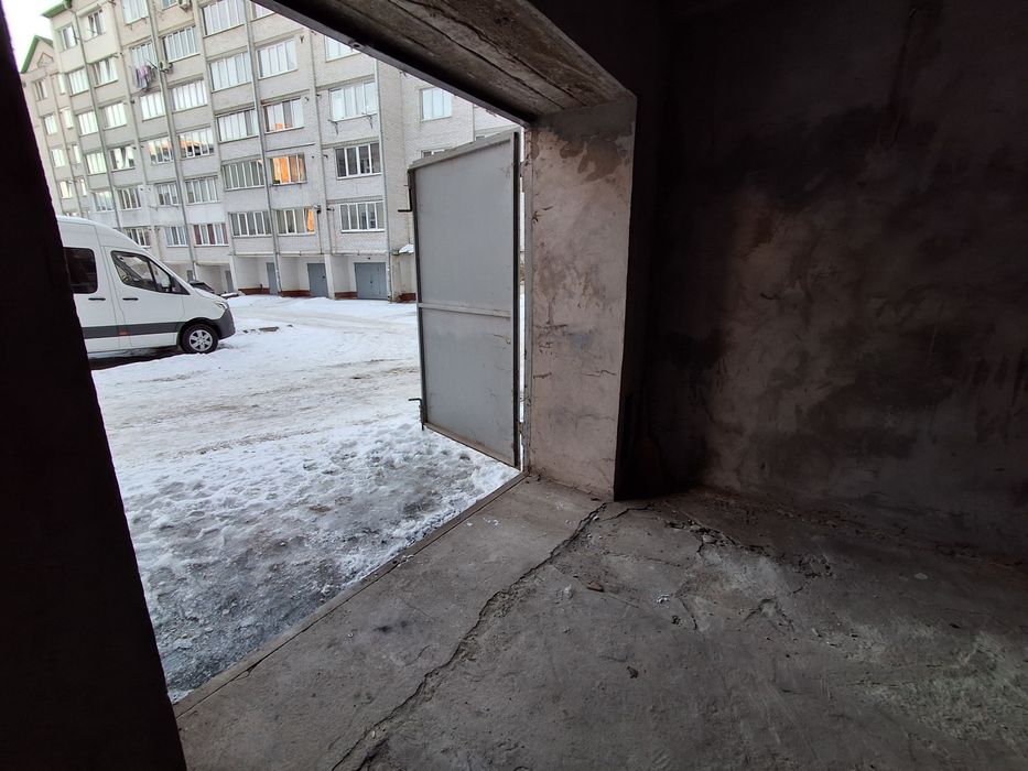 Продаж гаража вул Карненка 21 кв м
