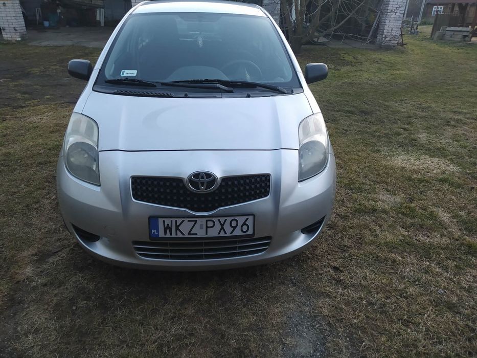 Toyota yaris 1.0 2008r