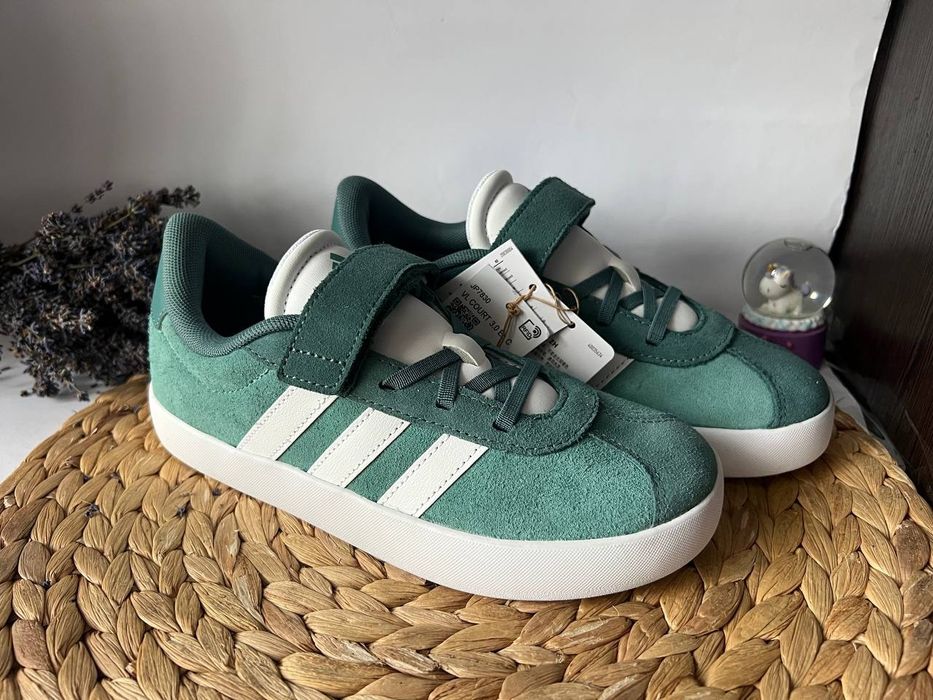 дитячі кросівки  Adidas 35р