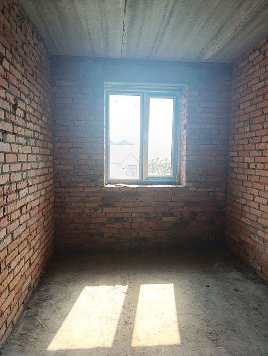 Продам двох кімнатну квартиру