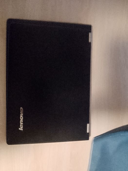Sprzedam laptop lenovo