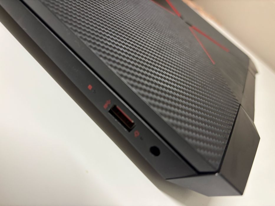 Vendo PC Gaming OMEN 15 ótimo estado