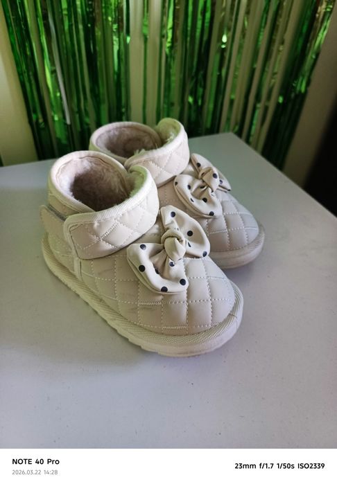 Одяг для дітей деталі за телефоном