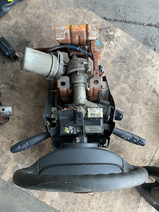 Coluna de direção Renault clio
