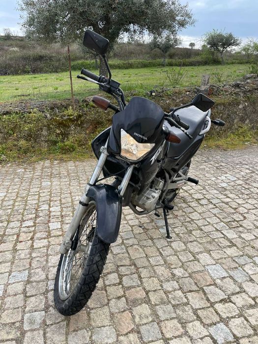 Mota Honda NX400 Falcon 8 000km