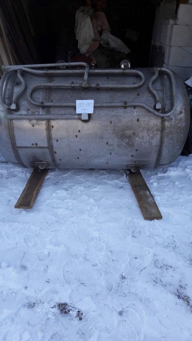 Кубова Титанова бочка