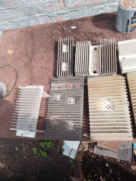 Радіатори до транзисторів