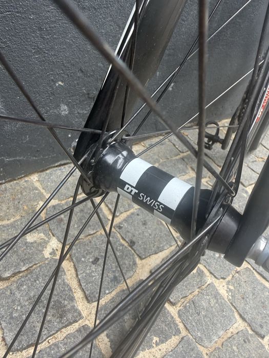 DT Swiss RR 585 / Roda Perfil / estrada / bicicleta estrada / Bike / Ciclismo