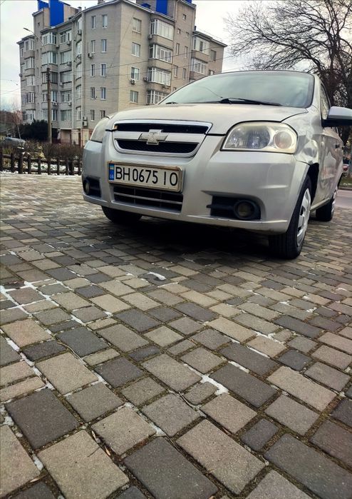 Продам CHEVROLET AVEO 1,5газ/бензин.